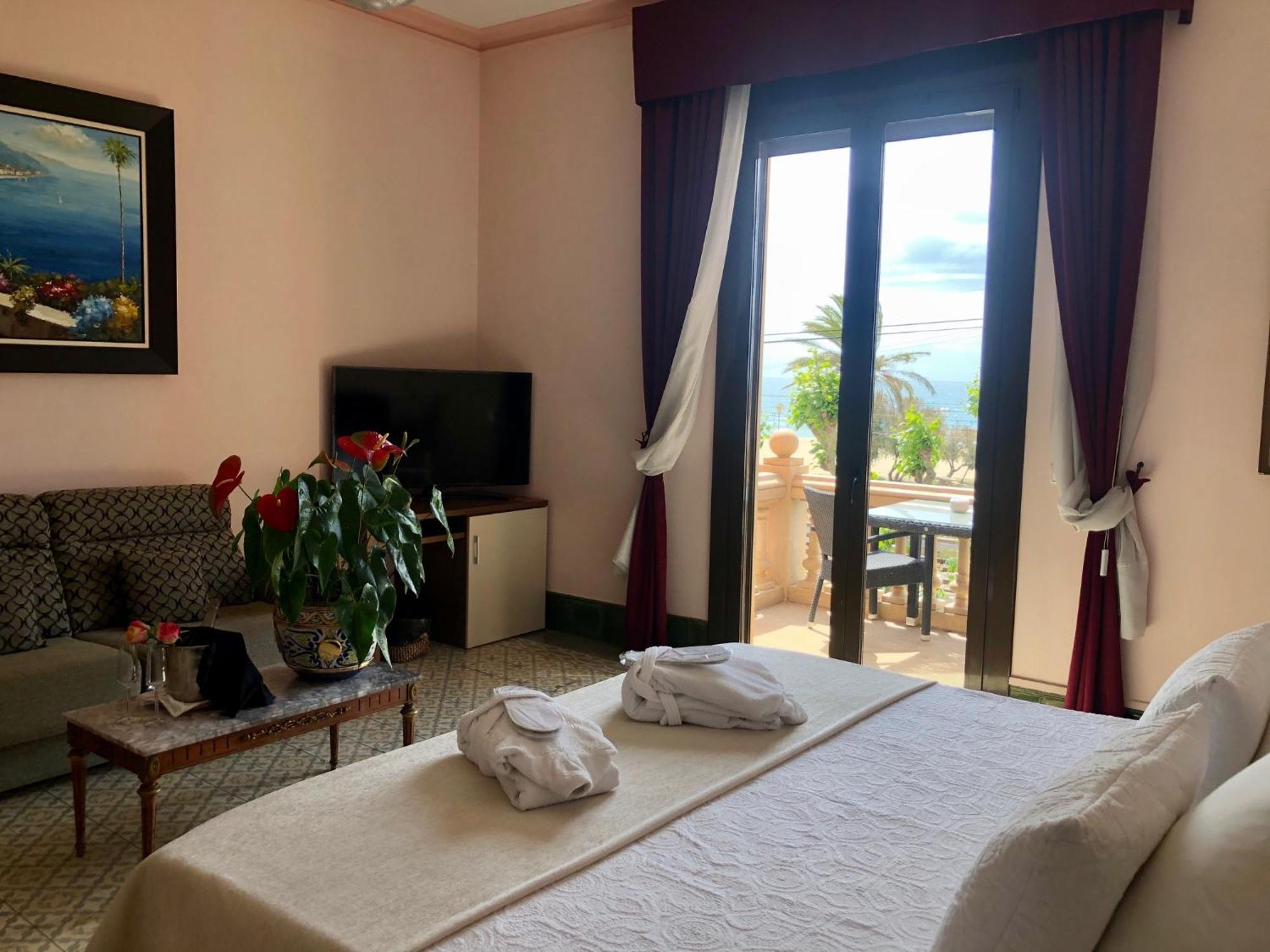 Hotel Llar De Capitans Masnou Rom bilde