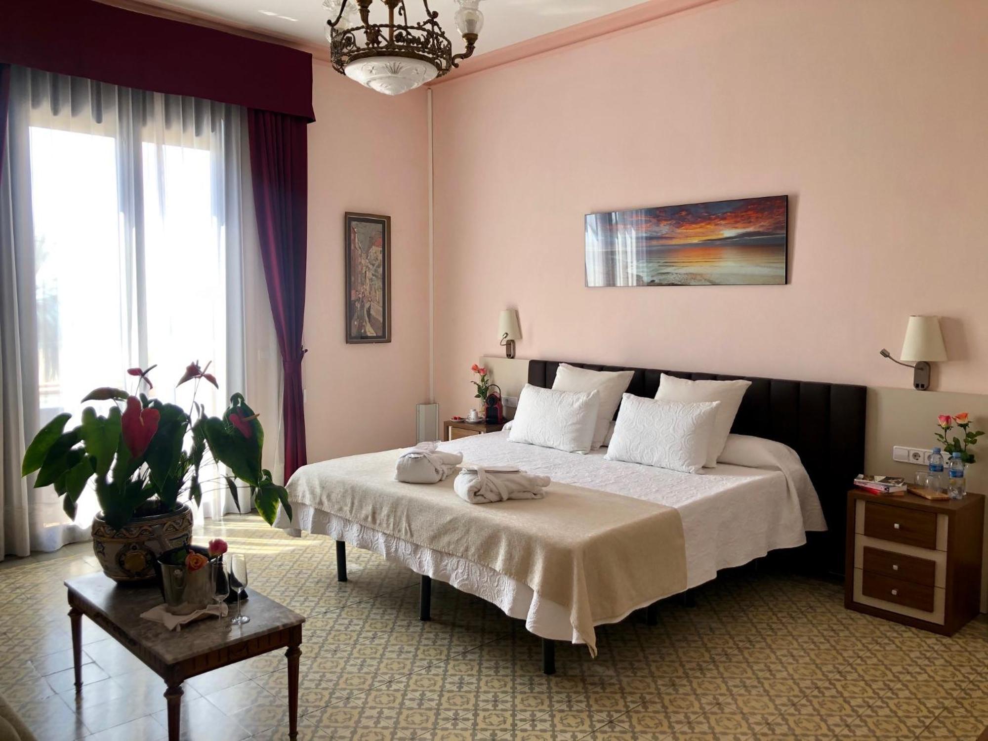 Hotel Llar De Capitans Masnou Rom bilde