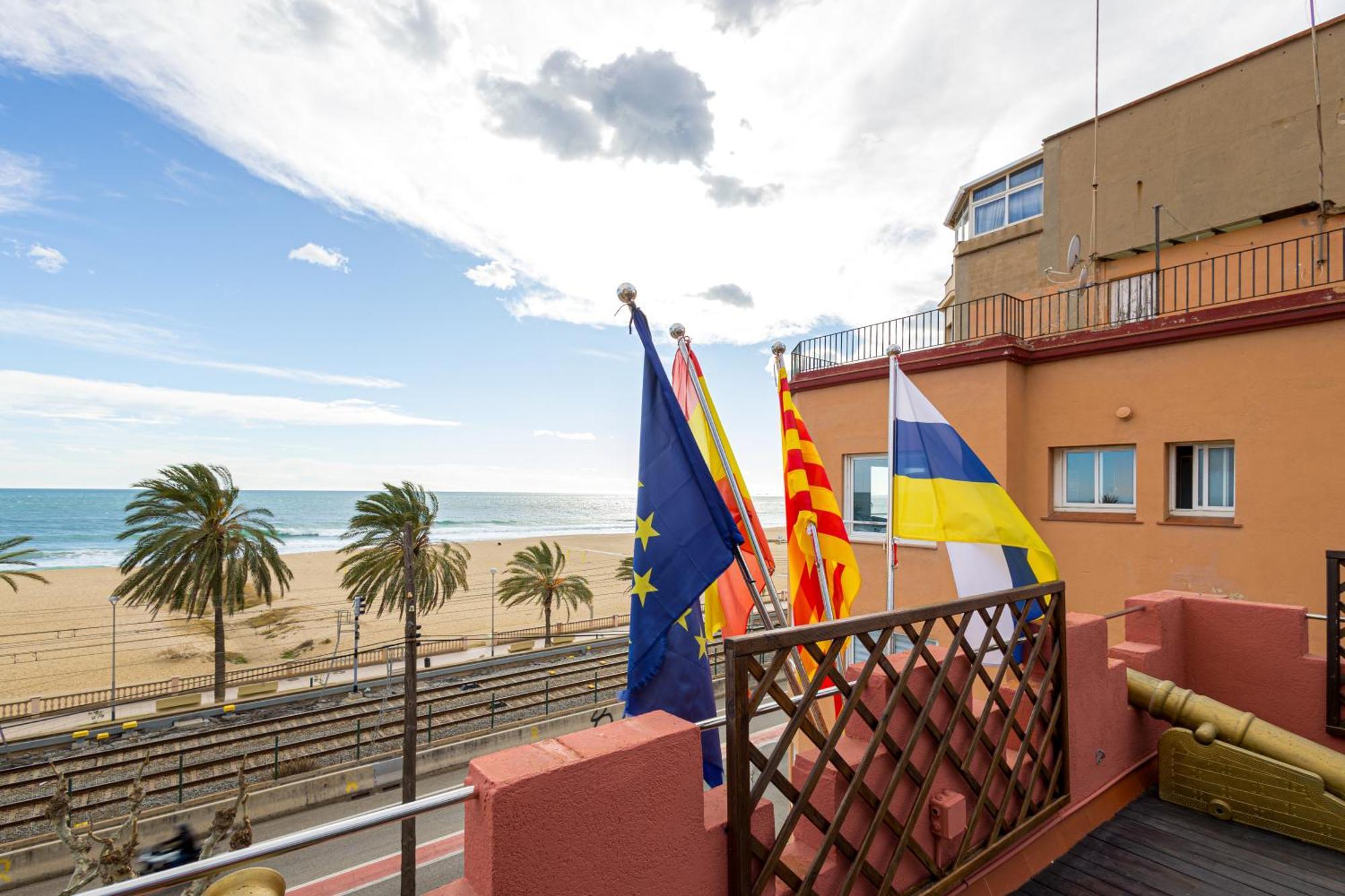 Hotel Llar De Capitans Masnou Eksteriør bilde